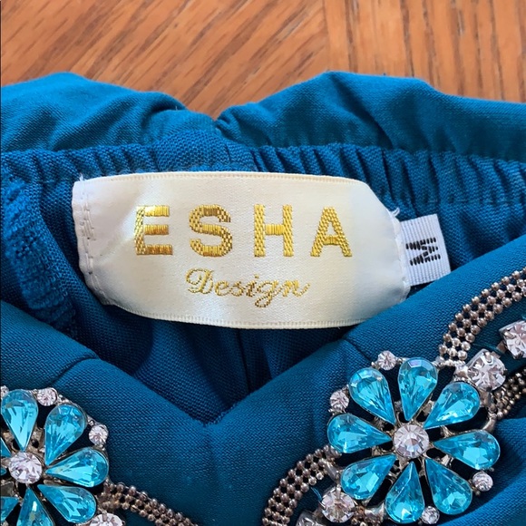 Dress - Picture 3 of 3